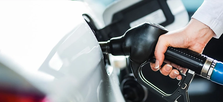 How to replace fuel tank straps in a car