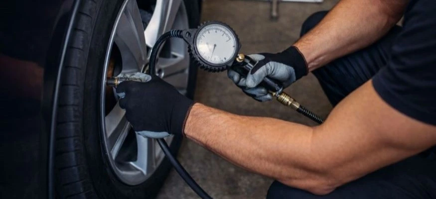 TPMS Fuel Efficiency: Does TPMS Improve Gas Mileage?