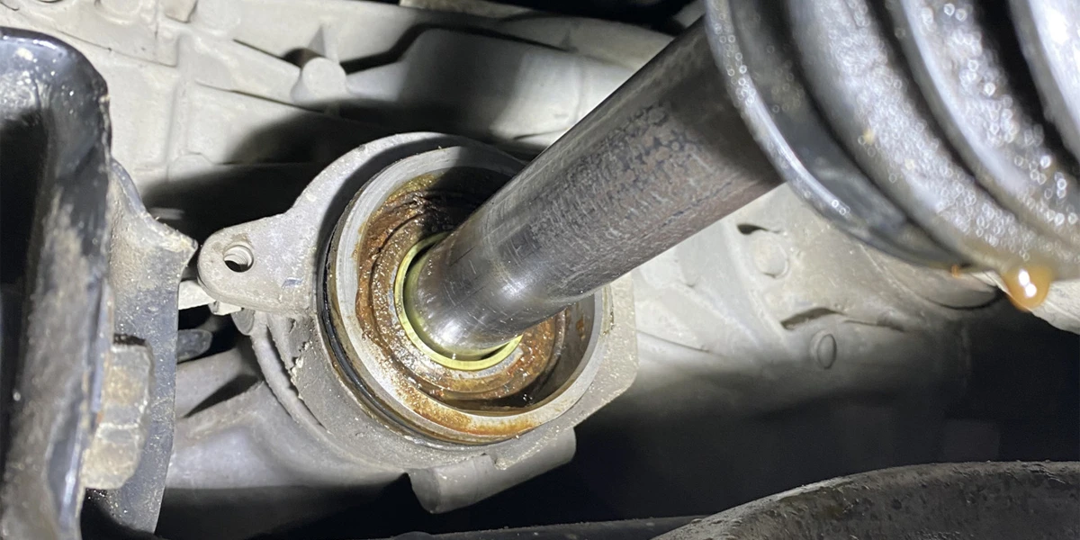 Avoid steering trouble: signs of a failing power steering rack and pinion