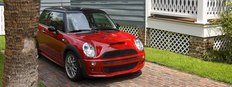 How Do You Install Mini Cooper Mud Flaps？