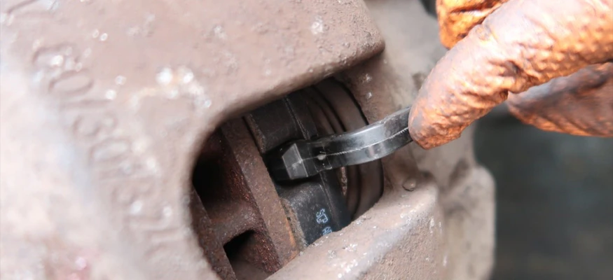 A Guide about Brake Pad Wear Sensor