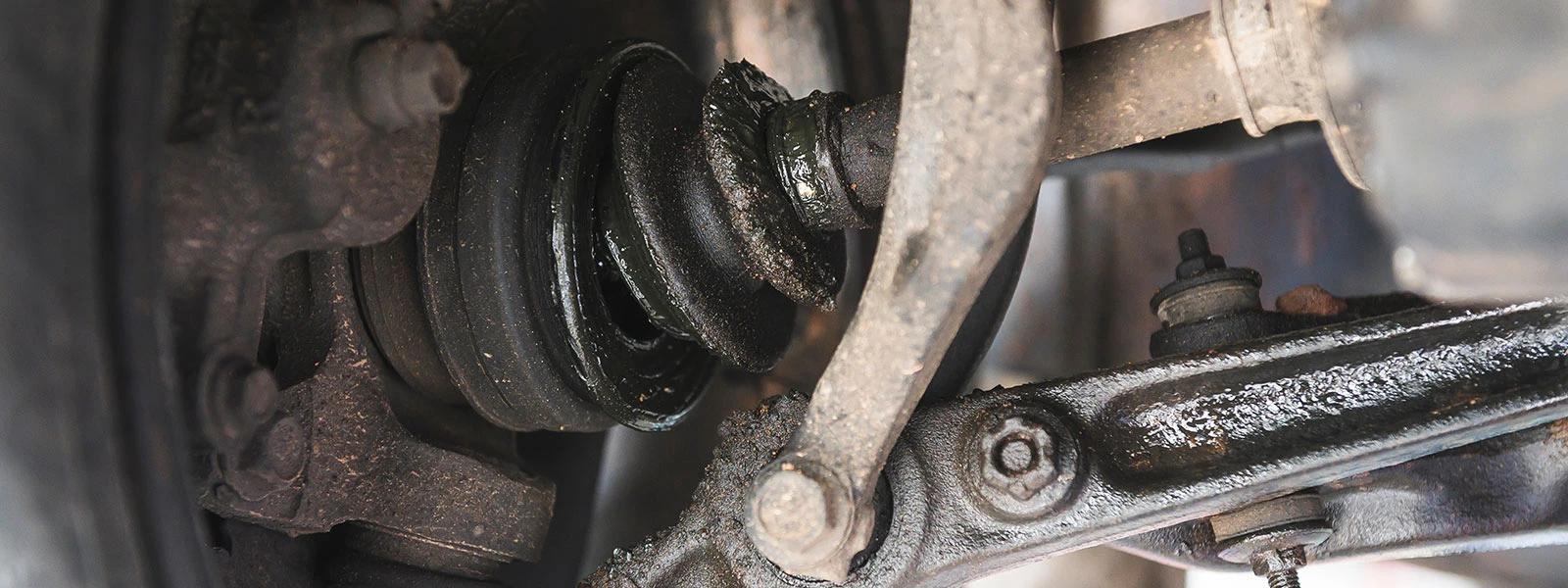 Can You Drive a Truck with A Broken Drive Shaft？