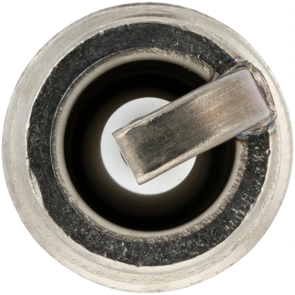 Ignition coil and plug detail