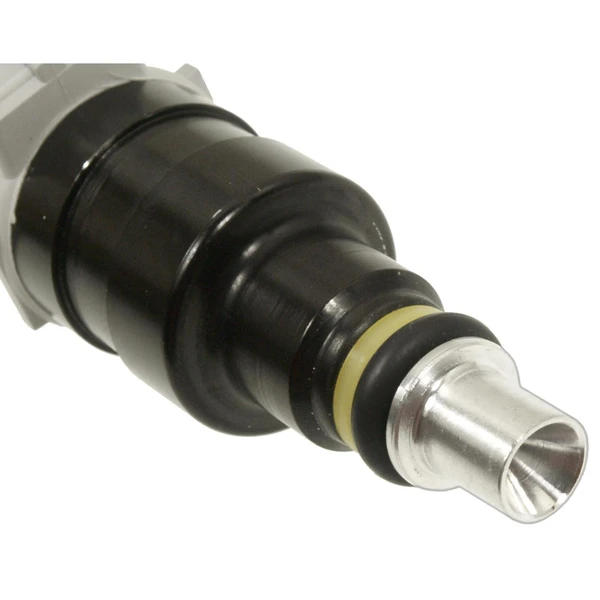 Standard FJ685 Fuel Injector