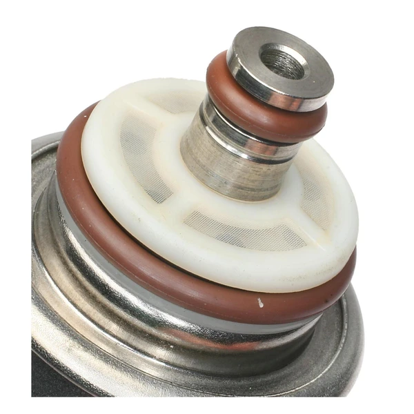 Standard MC1402 Fuel Injection Pressure Regulator