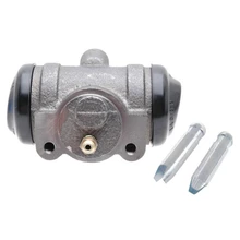 Drum Brake Wheel Cylinder - Rear Forward - Raybestos WC18196