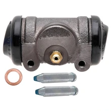 Drum Brake Wheel Cylinder - Rear Forward - Raybestos WC28850