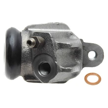 Drum Brake Wheel Cylinder - Front Right Upper - Raybestos WC32552