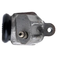 Drum Brake Wheel Cylinder - Front Right Lower - Raybestos WC32554