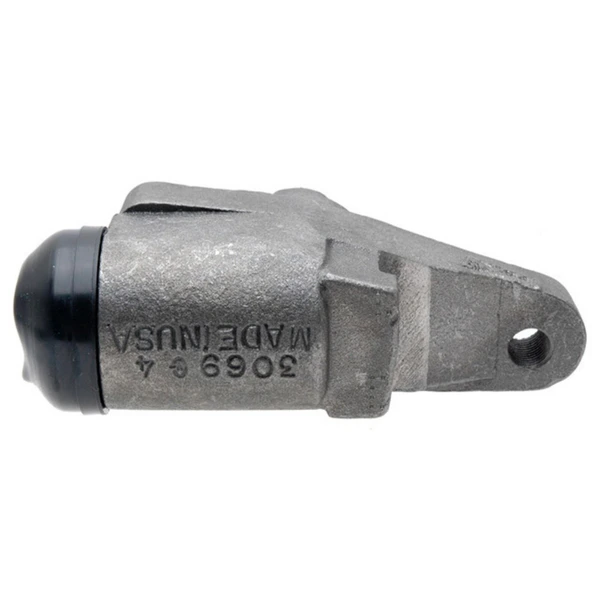 Drum Brake Wheel Cylinder - Front Left Upper - Raybestos WC37256