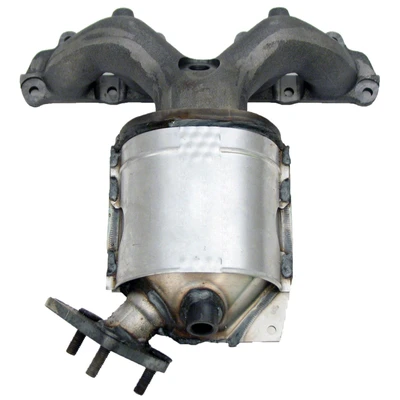 Catalytic Converter with Integrated Exhaust Manifold - Front Side - Walker 82444