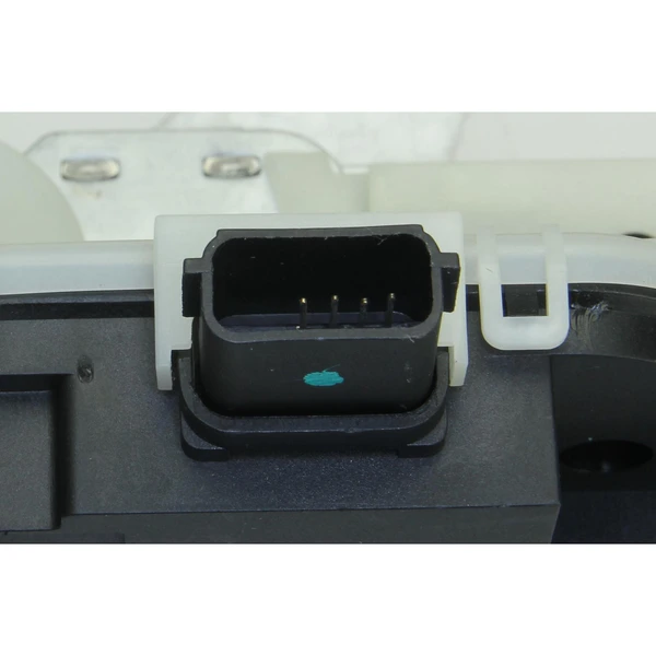 ÜRO Parts FD0816418 Door Lock Actuator, Rear Right Passenger Side