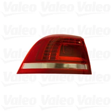 Tail Light Assembly - Valeo 44606